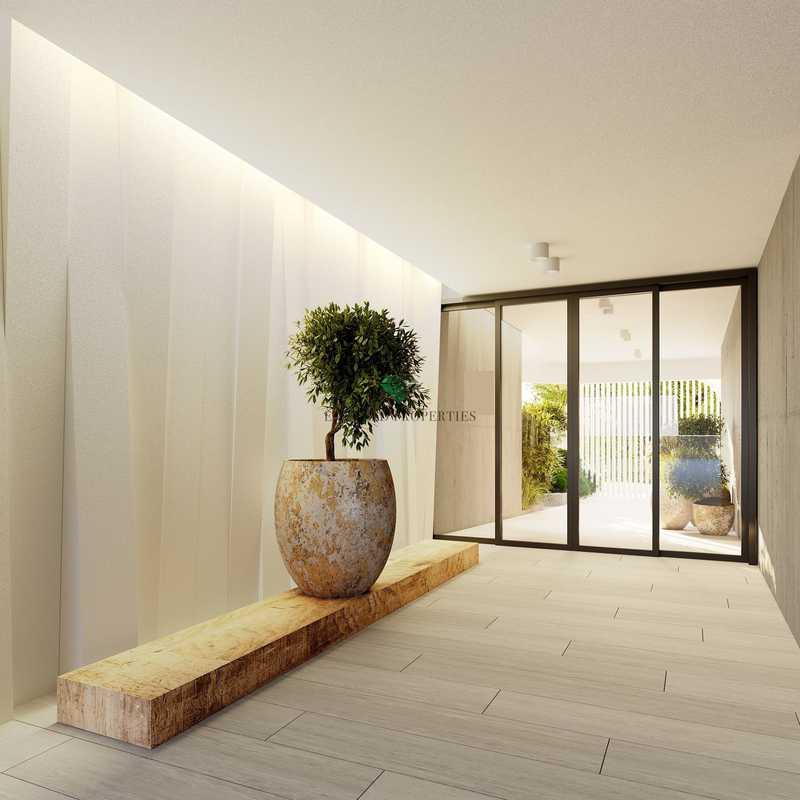 3-bedroom apartment for sale: https://www.bazaraki.com/adv/5792715_3-bedroom-apartment-for-sale (www.bazaraki.com)