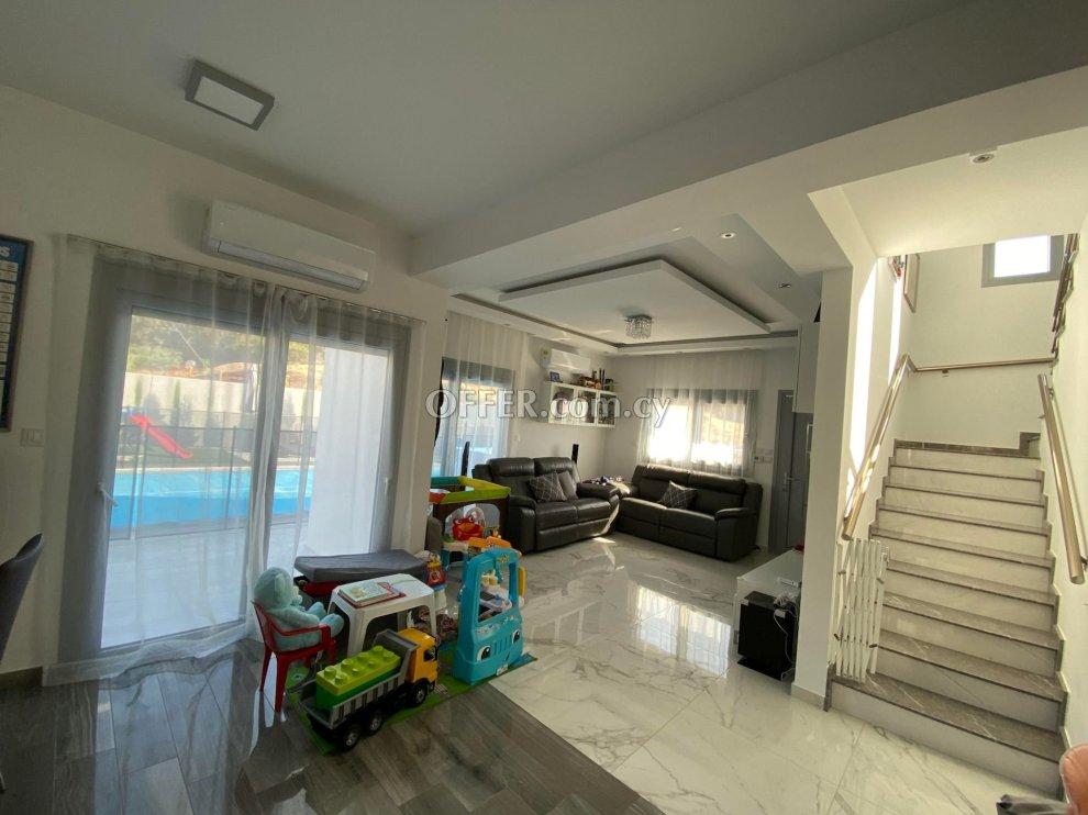 3 Bed House for rent in Parekklisia, Limassol: https://www.offer.com.cy/en/3-bed-house-for-rent-in-parekklisia-limassol/21-816227/ (www.offer.com.cy)
