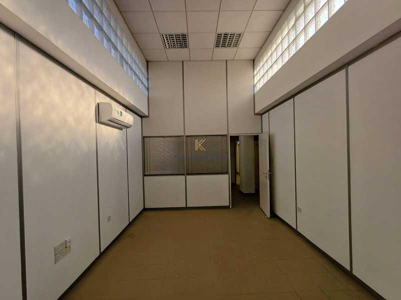 Office in larnaca center: https://www.bazaraki.com/adv/5741098_office-in-larnaca-center (www.bazaraki.com)
