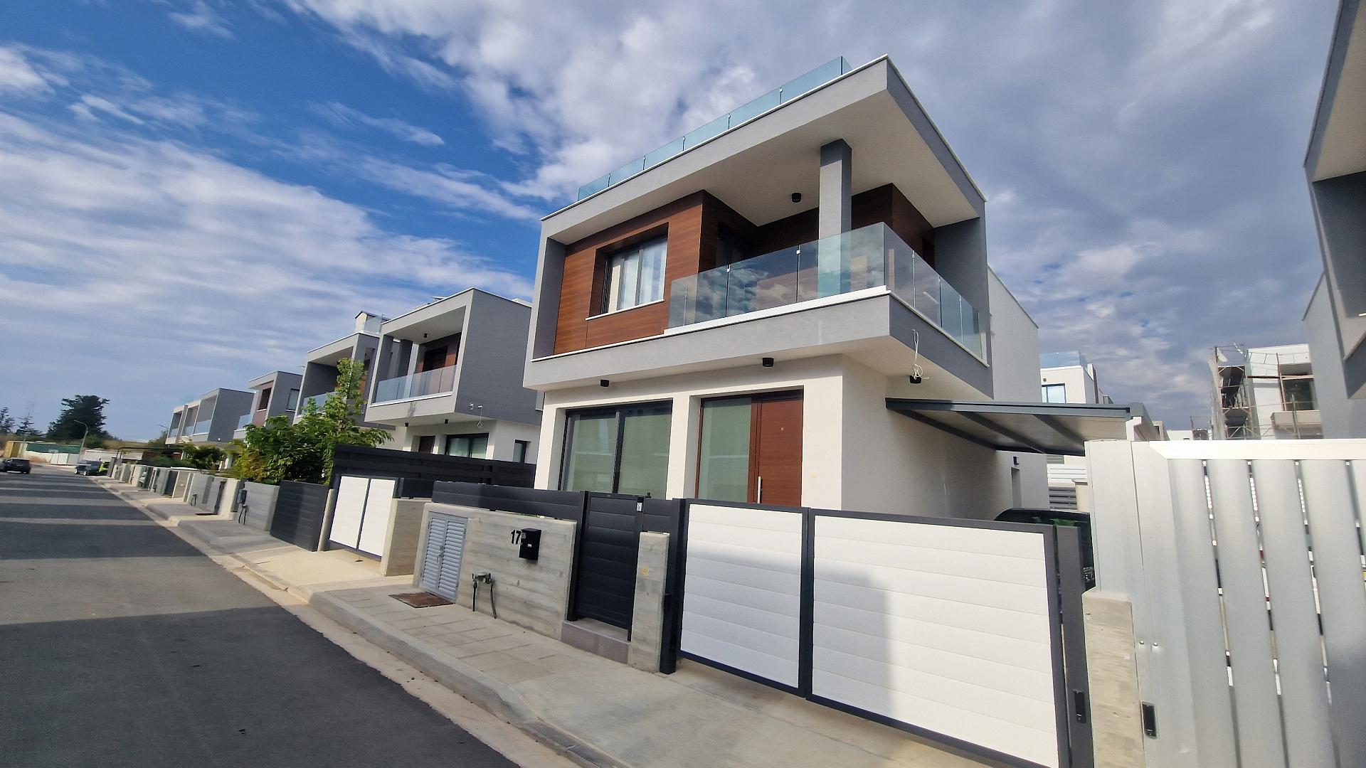 New 3-bedroom house in Paphos № 153079: https://dom.com.cy/en/catalog/sale/153079/ (dom.com.cy)