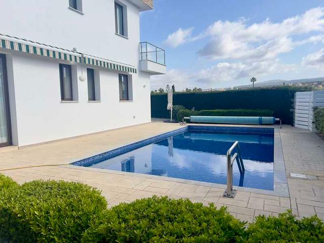 4-bedroom detached house to rent: https://www.bazaraki.com/adv/5798615_4-bedroom-detached-house-to-rent (www.bazaraki.com)