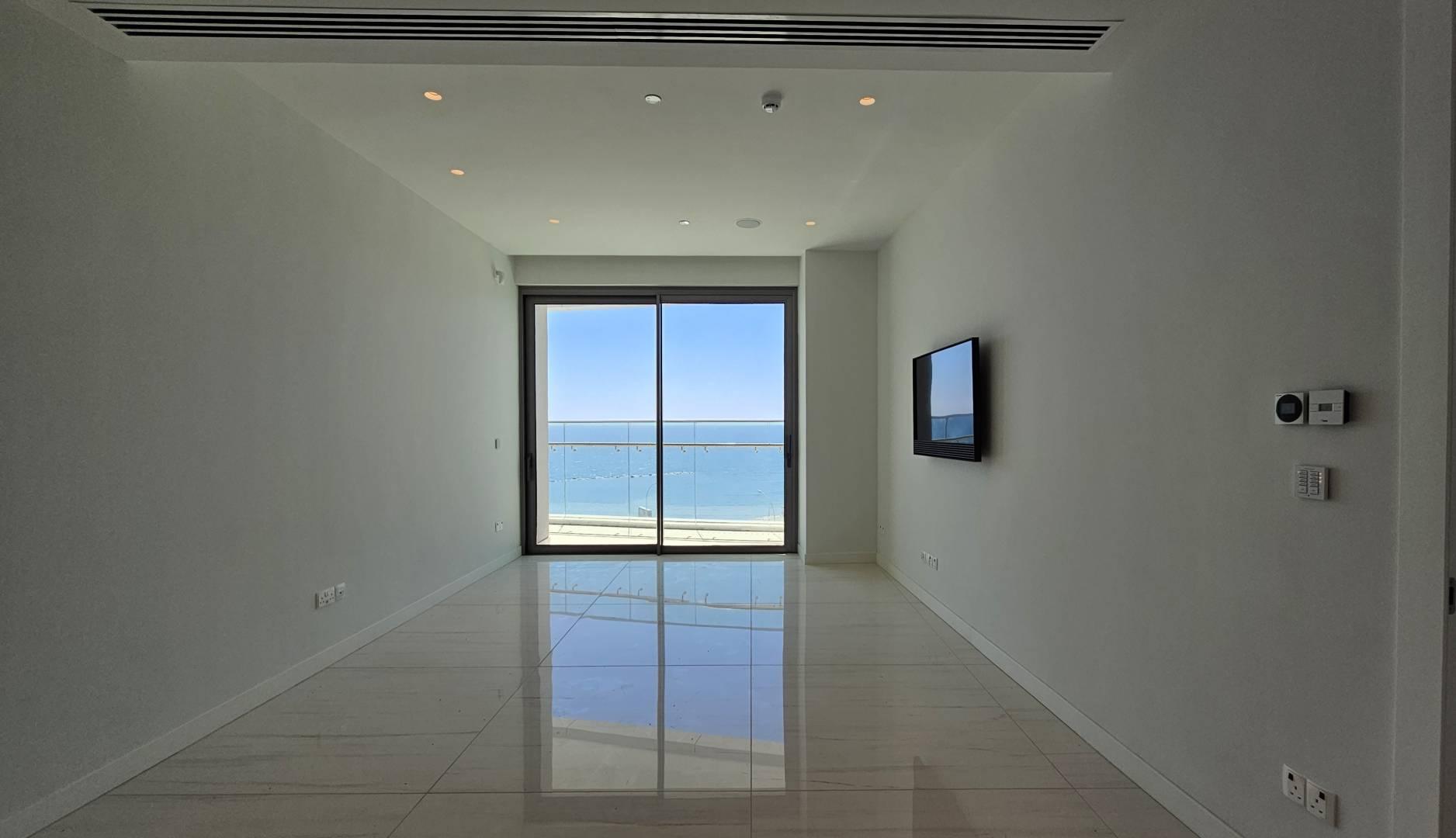 New 2-bedroom apartment in Limassol № 152872: https://dom.com.cy/en/catalog/sale/152872/ (dom.com.cy)