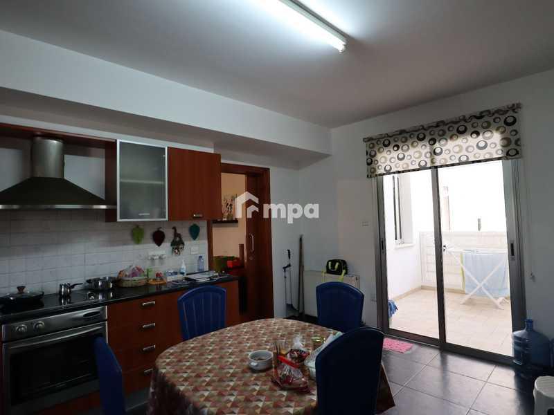 3-bedroom apartment for sale: https://www.bazaraki.com/adv/5799609_3-bedroom-apartment-for-sale (www.bazaraki.com)