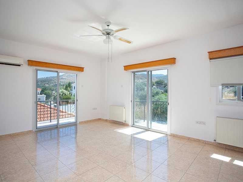 4-bedroom villa for sale: https://www.bazaraki.com/adv/5797316_4-bedroom-villa-for-sale (www.bazaraki.com)
