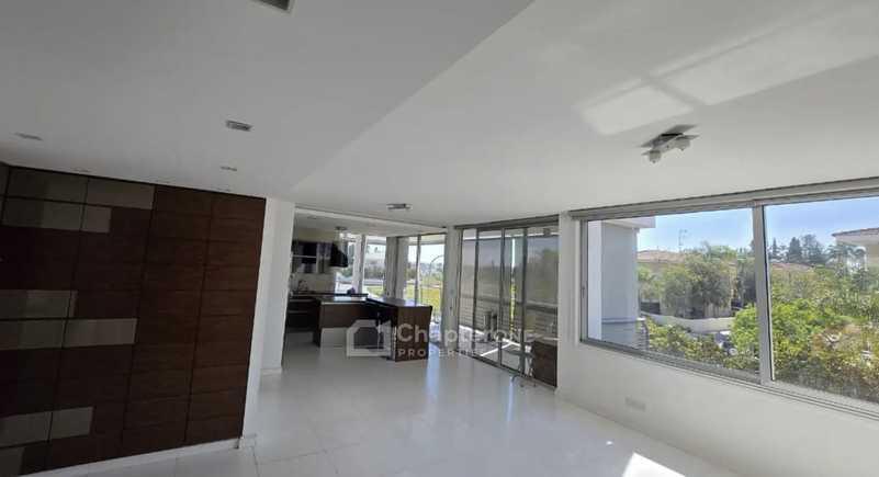 3-bedroom apartment to rent: https://www.bazaraki.com/adv/5797680_3-bedroom-apartment-to-rent (www.bazaraki.com)