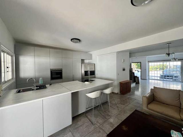 3-bedroom detached house to rent: https://www.bazaraki.com/adv/5798503_3-bedroom-detached-house-to-rent (www.bazaraki.com)