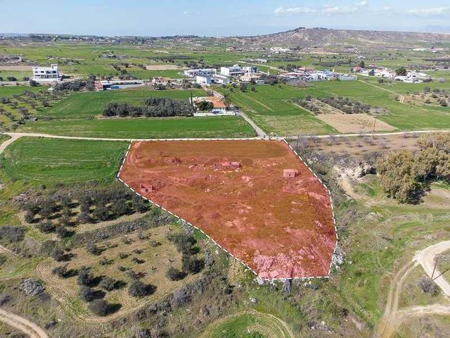 Residential land 6689 m²: https://www.bazaraki.com/adv/5787916_residential-land-6689-m2 (www.bazaraki.com)