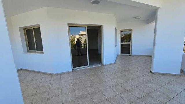 3-bedroom penthouse to rent: https://www.bazaraki.com/adv/5797210_3-bedroom-penthouse-to-rent (www.bazaraki.com)
