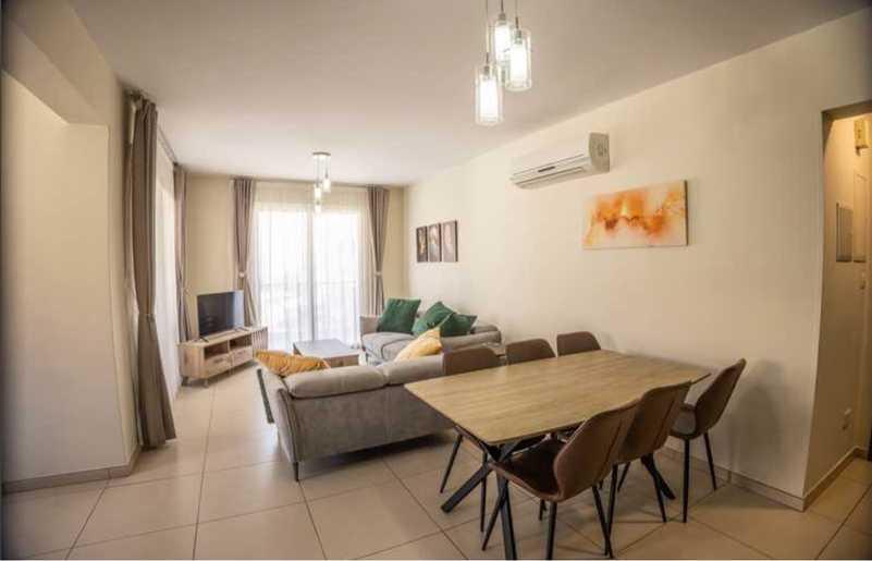 2-bedroom apartment to rent: https://www.bazaraki.com/adv/5792822_2-bedroom-apartment-to-rent (www.bazaraki.com)