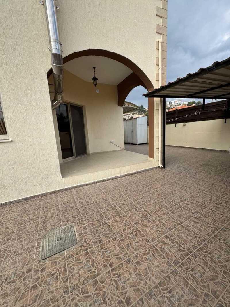 4-bedroom semi-detached to rent: https://www.bazaraki.com/adv/5793622_4-bedroom-semi-detached-to-rent (www.bazaraki.com)