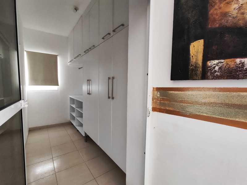 2-bedroom apartment to rent: https://www.bazaraki.com/adv/5792407_2-bedroom-apartment-to-rent (www.bazaraki.com)