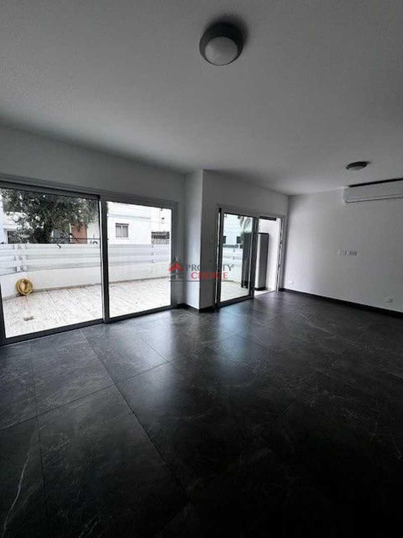  3-bedroom apartment to rent: https://www.bazaraki.com/adv/5790365_3-bedroom-apartment-to-rent (www.bazaraki.com)
