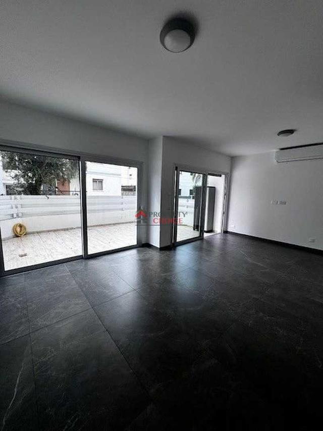  3-bedroom apartment to rent: https://www.bazaraki.com/adv/5790365_3-bedroom-apartment-to-rent (www.bazaraki.com)