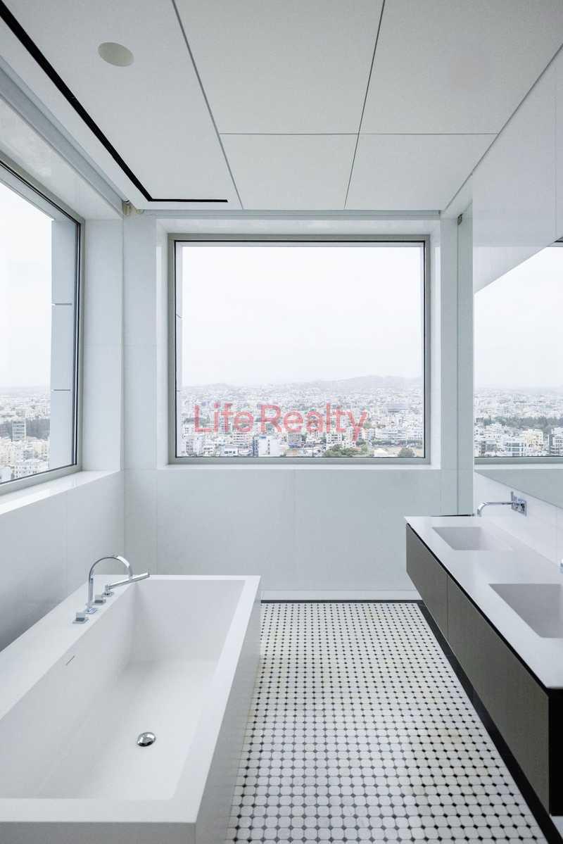 4-bedroom penthouse for sale: https://www.bazaraki.com/adv/5778708_4-bedroom-penthouse-for-sale (www.bazaraki.com)