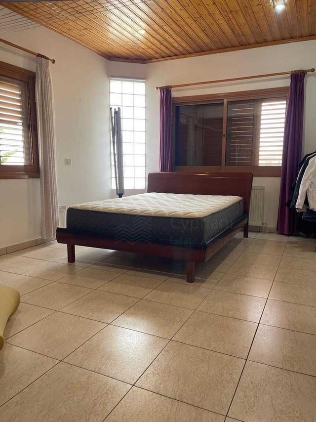 4-bedroom semi-detached for sale: https://www.bazaraki.com/adv/5789386_4-bedroom-semi-detached-for-sale (www.bazaraki.com)