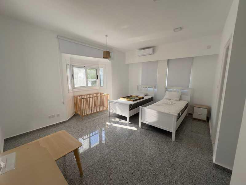 6-bedroom villa to rent: https://www.bazaraki.com/adv/5794250_6-bedroom-villa-to-rent (www.bazaraki.com)