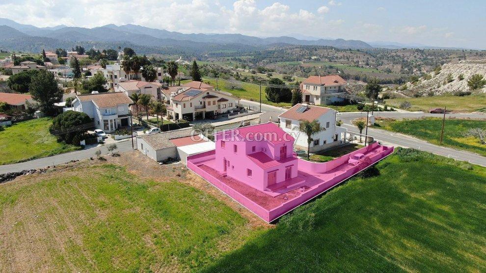 Two storey house in Kampia Nicosia: https://www.offer.com.cy/en/two-storey-house-in-kampia-nicosia/21-816315/ (www.offer.com.cy)
