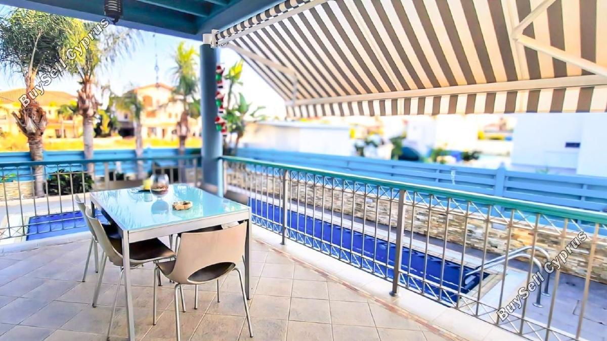 5 Bedroom Detached house for sale in Livadia Larnacas, Larnaca: https://www.buysellcyprus.com/property-for-sale/larnaca/livadia-larnacas/5-bed-detached-house-for-sale-livadia-larnacas-larnaca-1795539.html (www.buysellcyprus.com)