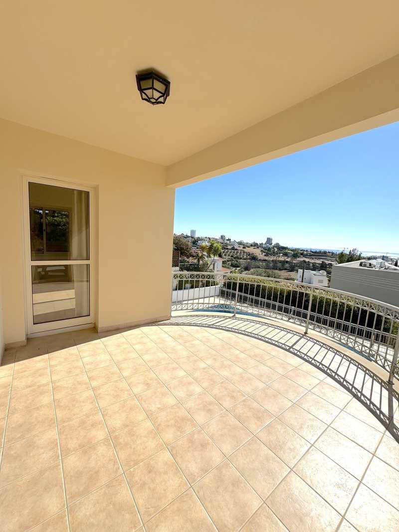 5-bedroom villa to rent: https://www.bazaraki.com/adv/5787703_5-bedroom-villa-to-rent (www.bazaraki.com)
