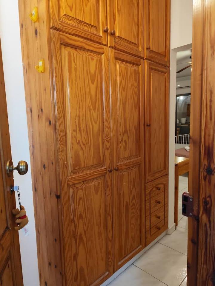 Studio apartment: https://www.facebook.com/marketplace/item/2101419567034810 (www.facebook.com)