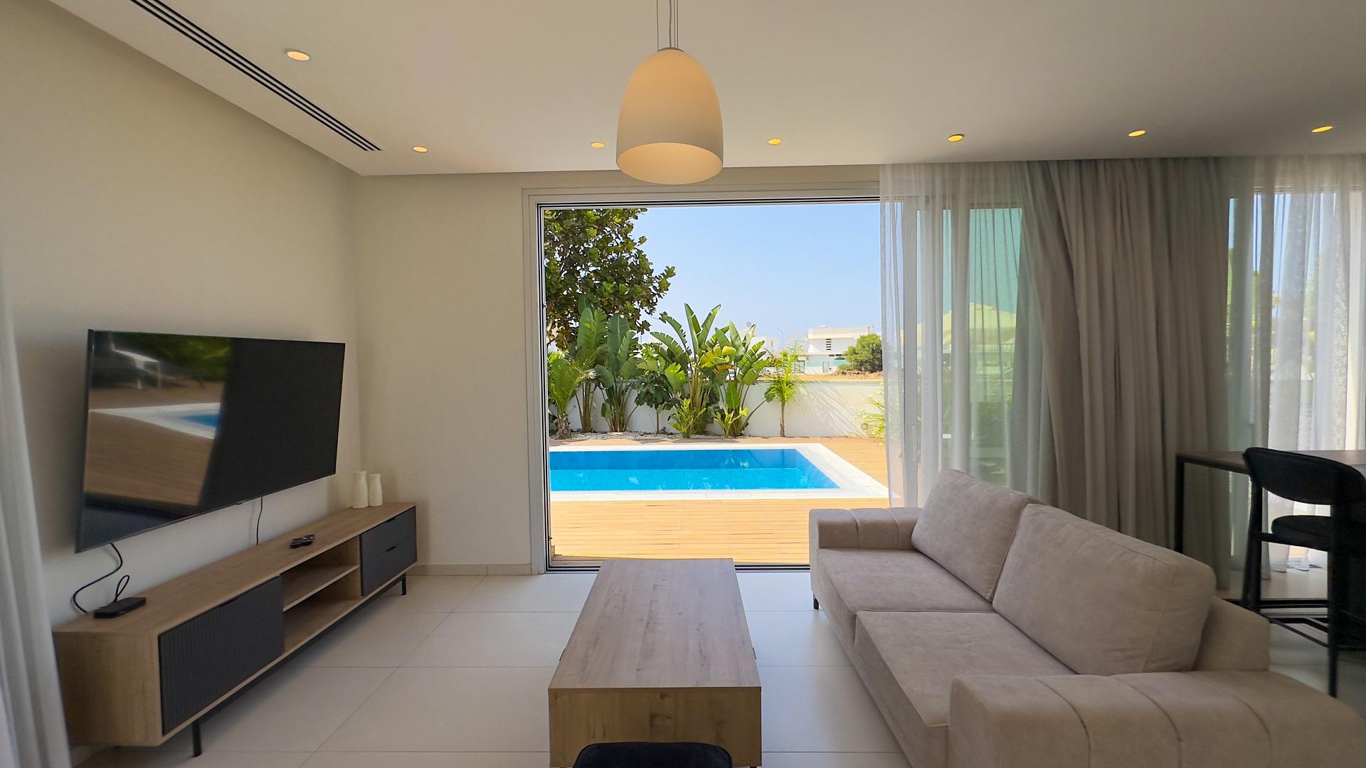 New 4-bedroom villa in Famagusta № 152556: https://dom.com.cy/en/catalog/sale/152556/ (dom.com.cy)