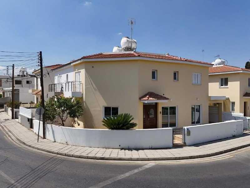 3-bedroom semi-detached for sale: https://www.bazaraki.com/adv/5797601_3-bedroom-semi-detached-for-sale (www.bazaraki.com)