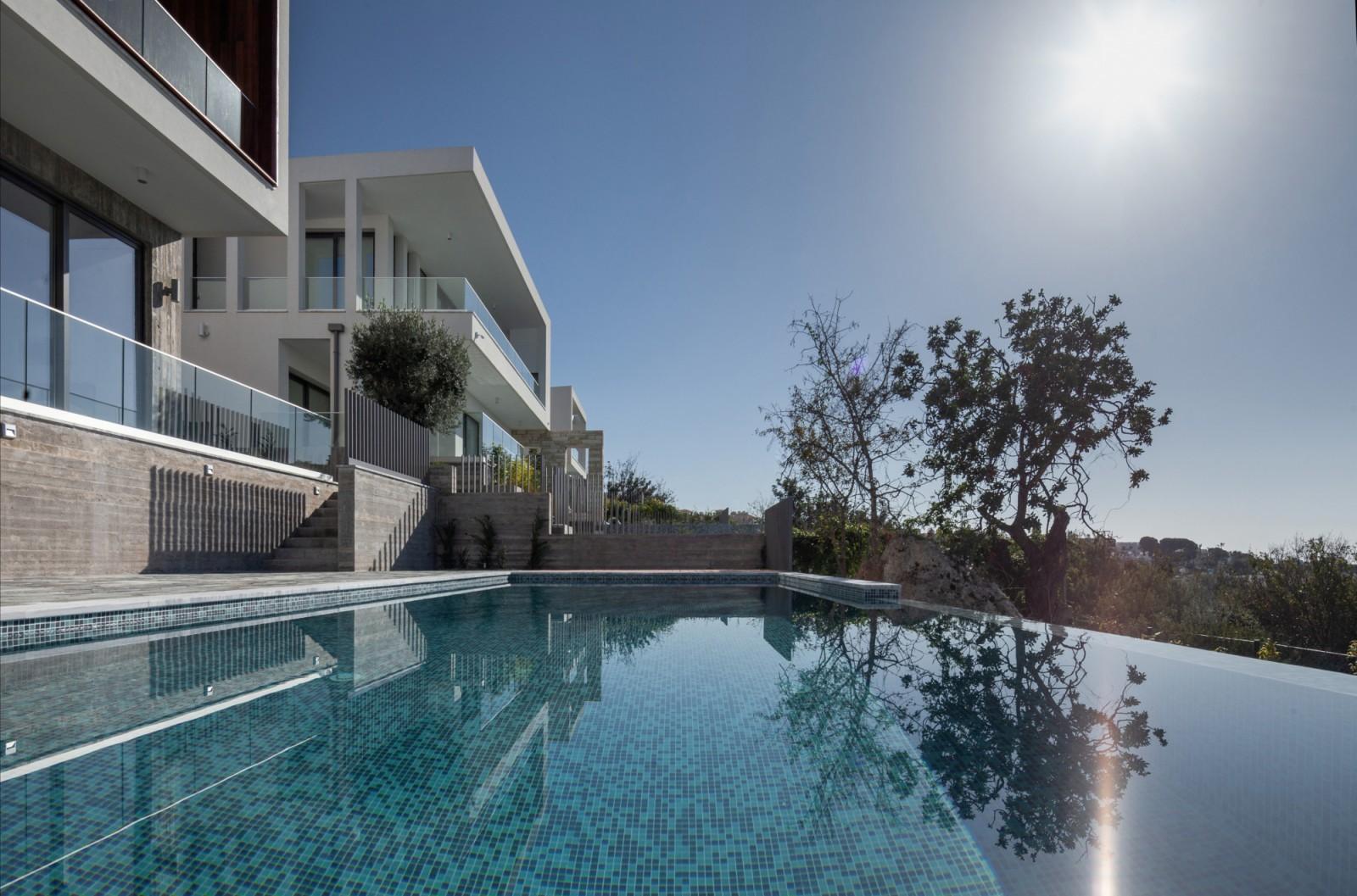 New 4-bedroom villa in Paphos №153735: https://dom.com.cy/en/catalog/rent/153735/ (dom.com.cy)