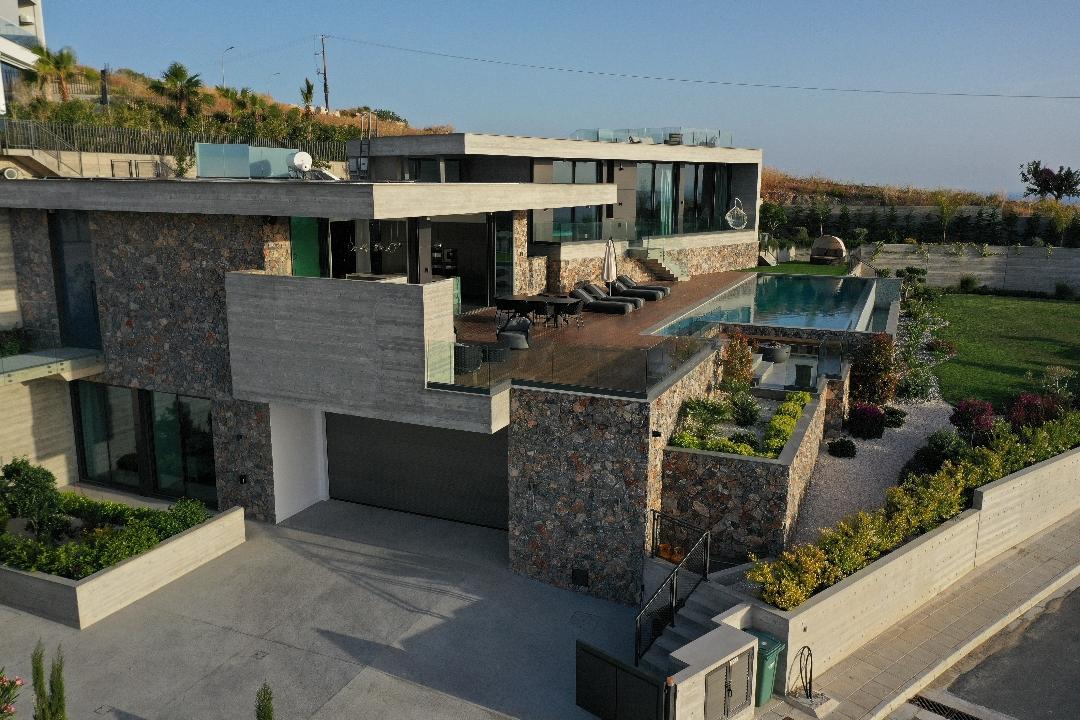 5-bedroom villa in Paphos № 152717: https://dom.com.cy/en/catalog/sale/152717/ (dom.com.cy)