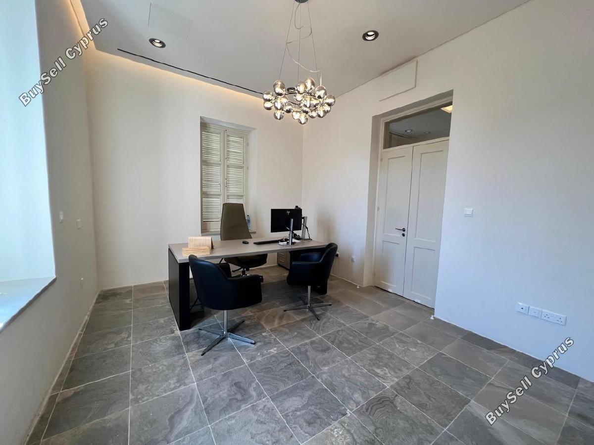 Office to rent in Larnaca Municipality, Larnaca: https://www.buysellcyprus.com/property-for-rent/larnaca/larnaca-municipality/office-to-rent-larnaca-municipality-larnaca-1796610.html (www.buysellcyprus.com)