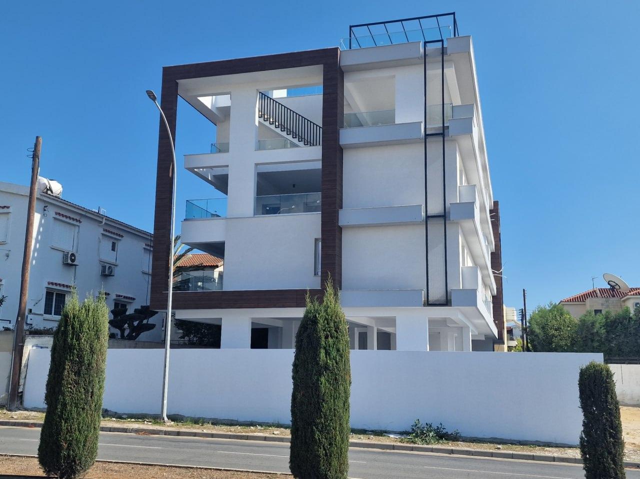 New residential building in Larnaca № 153921: https://dom.com.cy/en/catalog/sale/153921/ (dom.com.cy)