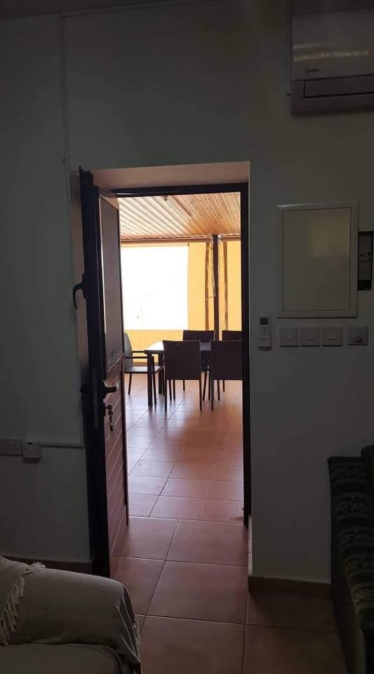 Ενοικιάζεται οικία στο Μονιάτι, 3 υπνοδωματίων φουλ  επιπλομένο €650 Για πληροφορίες 99404203: https://www.facebook.com/marketplace/item/702752968998329 (www.facebook.com)