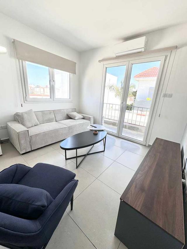 1-bedroom apartment to rent: https://www.bazaraki.com/adv/5797439_1-bedroom-apartment-to-rent (www.bazaraki.com)