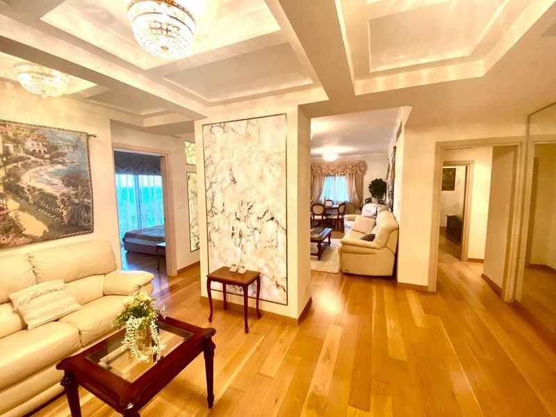 3-bedroom apartment for sale: https://www.bazaraki.com/adv/5787814_3-bedroom-apartment-for-sale (www.bazaraki.com)