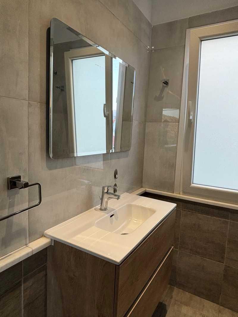 1-bedroom penthouse to rent: https://www.bazaraki.com/adv/5796604_1-bedroom-penthouse-to-rent (www.bazaraki.com)
