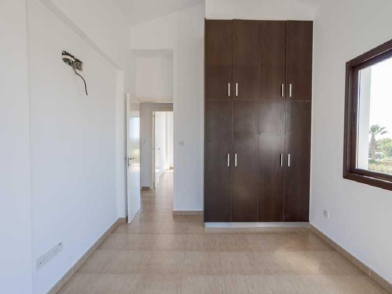 3-bedroom villa for sale: https://www.bazaraki.com/adv/5797339_3-bedroom-villa-for-sale (www.bazaraki.com)