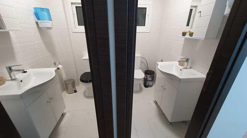 Office in strovolos: https://www.bazaraki.com/adv/5788965_office-in-strovolos (www.bazaraki.com)