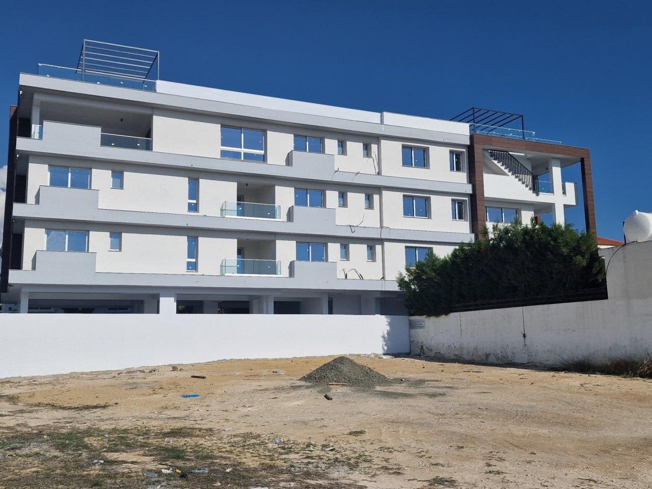 New residential building in Larnaca № 153921: https://dom.com.cy/en/catalog/sale/153921/ (dom.com.cy)