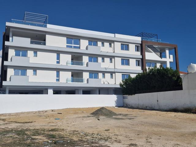 New residential building in Larnaca № 153921: https://dom.com.cy/en/catalog/sale/153921/ (dom.com.cy)