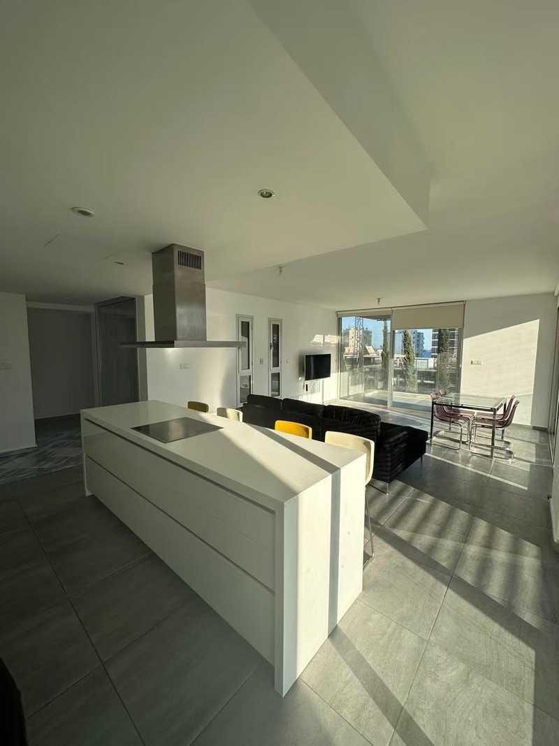 3-bedroom apartment to rent: https://www.bazaraki.com/adv/5786919_3-bedroom-apartment-to-rent (www.bazaraki.com)