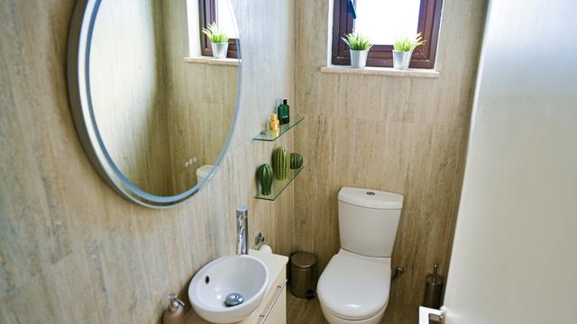 6-bedroom villa in Larnaca № 153177: https://dom.com.cy/en/catalog/sale/153177/ (dom.com.cy)