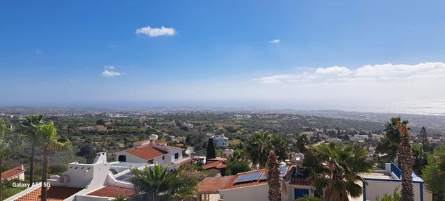 3-bedroom house in Paphos №153662: https://dom.com.cy/en/catalog/rent/153662/ (dom.com.cy)