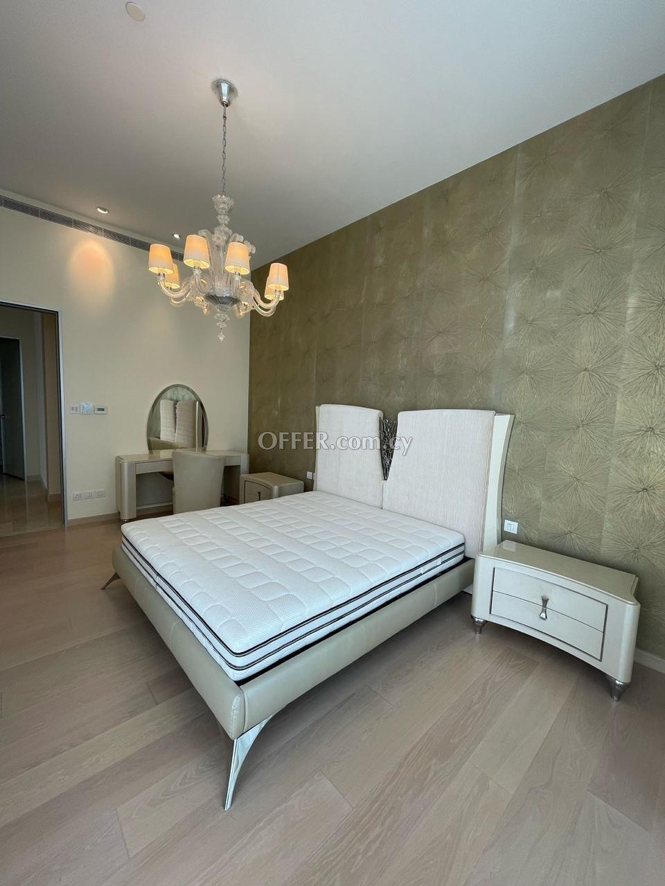 Apartment (Penthouse) in Neapoli, Limassol for Sale: https://www.offer.com.cy/en/apartment-penthouse-in-neapoli-limassol-for-sale/21-816375/ (www.offer.com.cy)