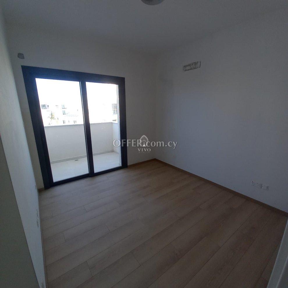 MODERN FULLY FURNISHED 2 BEDROOM APARTMENT IN MESA GEITONIA: https://www.offer.com.cy/en/modern-fully-furnished-2-bedroom-apartment-in-mesa-geitonia/21-816460/ (www.offer.com.cy)