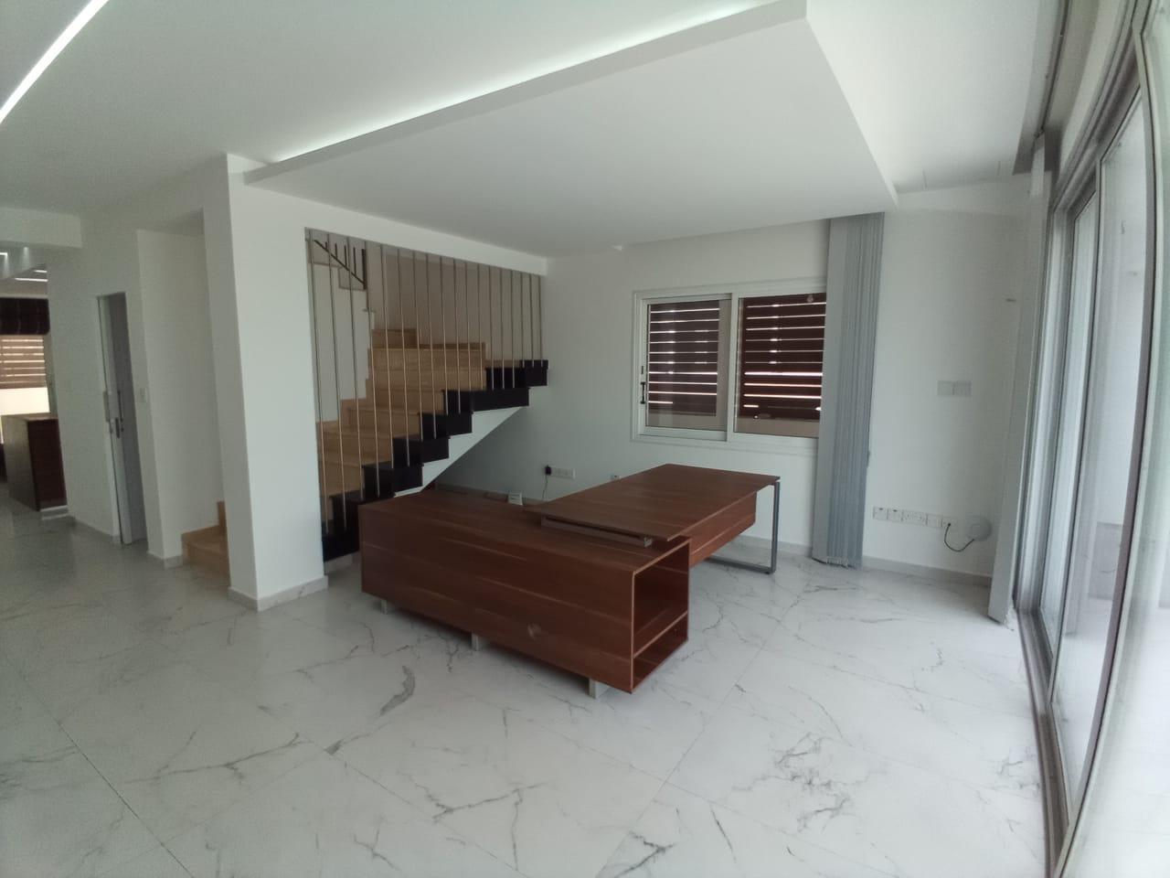 4-bedroom flat in Paphos № 152906: https://dom.com.cy/en/catalog/sale/152906/ (dom.com.cy)