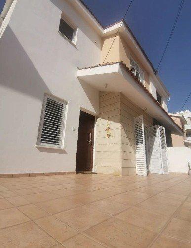 For Sale, Four-Bedroom Semi-Detached House in Strovolos: https://www.offer.com.cy/en/for-sale-four-bedroom-semi-detached-house-in-strovolos/21-816704/ (www.offer.com.cy)