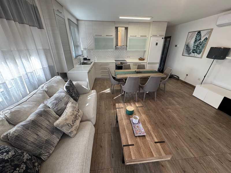 2-bedroom apartment to rent: https://www.bazaraki.com/adv/5789010_2-bedroom-apartment-to-rent (www.bazaraki.com)