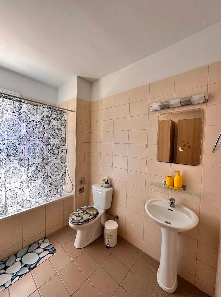 One bedroom flat for rent in Oroklini: https://www.facebook.com/marketplace/item/2465443023812831 (www.facebook.com)
