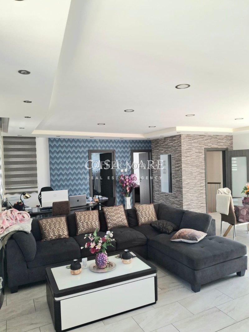 3 Bedroom Apartment in Tseri: https://www.offer.com.cy/en/3-bedroom-apartment-in-tseri/21-816449/ (www.offer.com.cy)