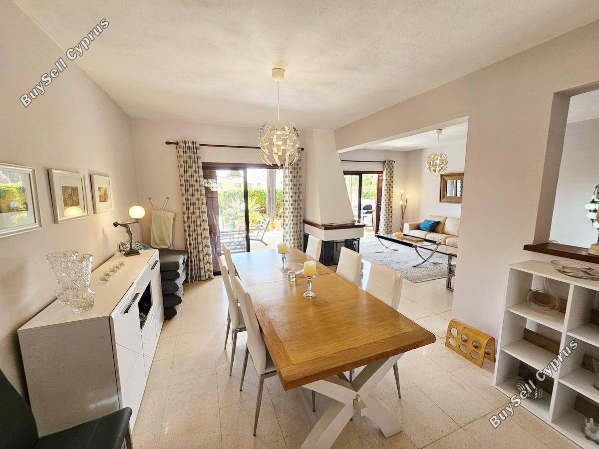 4 Bedroom Town house for sale in Tala, Paphos: https://www.buysellcyprus.com/property-for-sale/paphos/tala/4-bed-town-house-for-sale-tala-paphos-1796212.html (www.buysellcyprus.com)