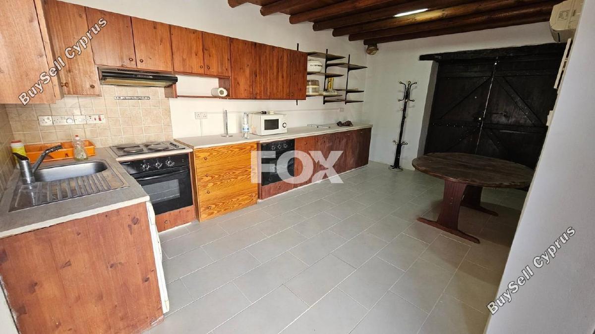4 Bedroom Detached house to rent in Lasa, Paphos: https://www.buysellcyprus.com/property-for-rent/paphos/lasa/4-bed-detached-house-to-rent-lasa-paphos-1800816.html (www.buysellcyprus.com)